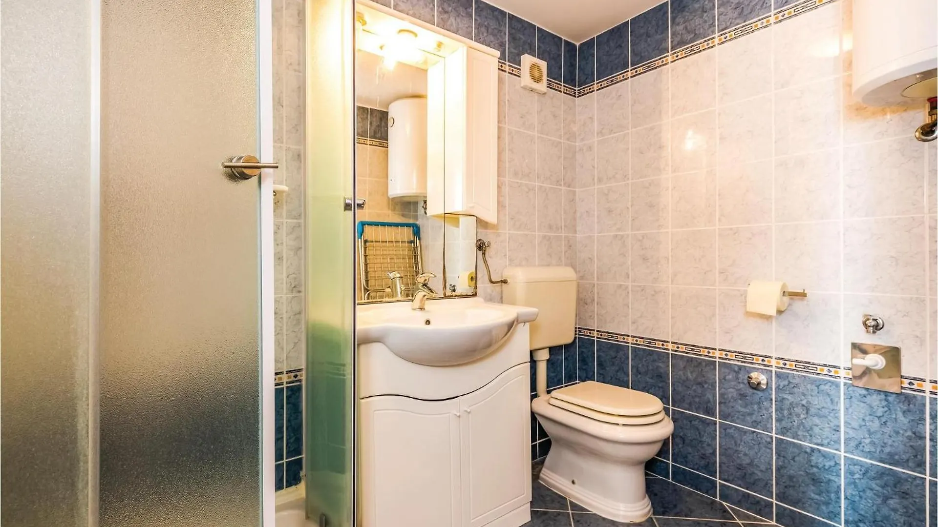 Awesome Apartment In Banjol With House Sea View